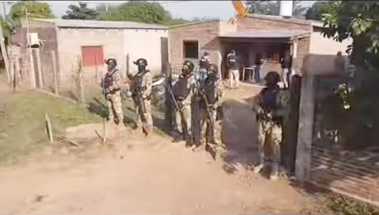 Golpe al narcomenudeo en Ibarreta: desbaratan dos puntos de venta de droga