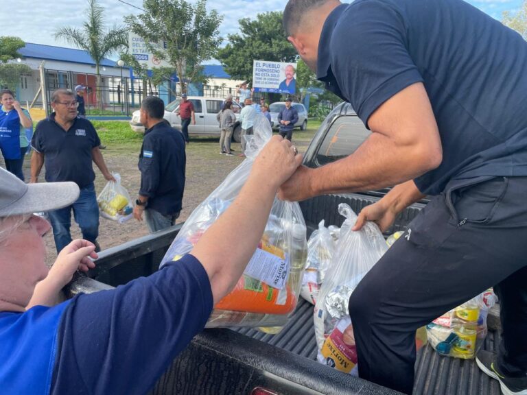 Avanza el retorno de familias evacuadas en Palo Santo y continúa la asistencia en Pirané