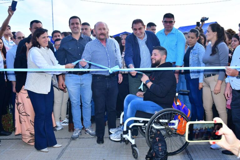 Insfrán habilitó un centro comunitario en La Nueva Formosa