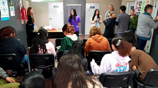 Charla sobre trastornos alimentarios en la UNaF