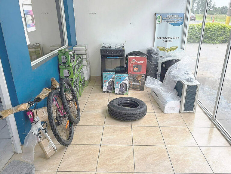 Policías secuestraron mercaderías por más de cuatro millones de pesos