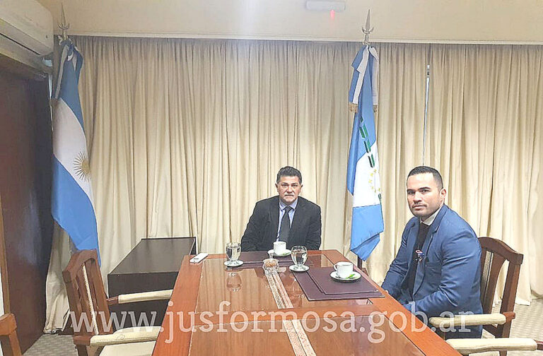 El STJ de Formosa recibió al juez de Paz de Alberdi para fortalecer la cooperación binacional