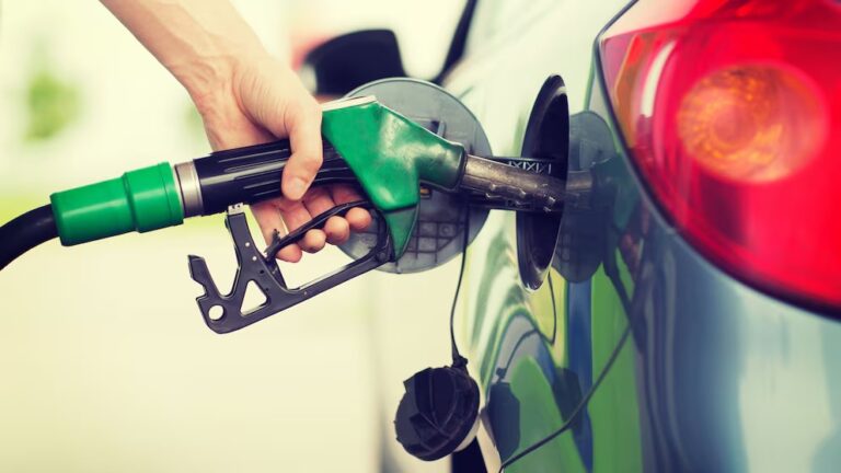 Nueva suba de combustibles: aumentó la nafta en torno a 1,2% en algunas estaciones de servicio