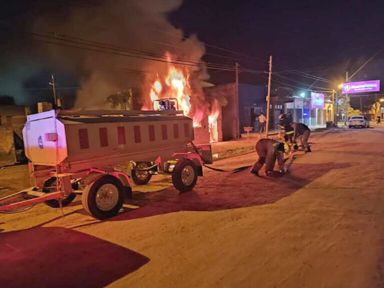 La Policía investiga el incendio de un vivienda