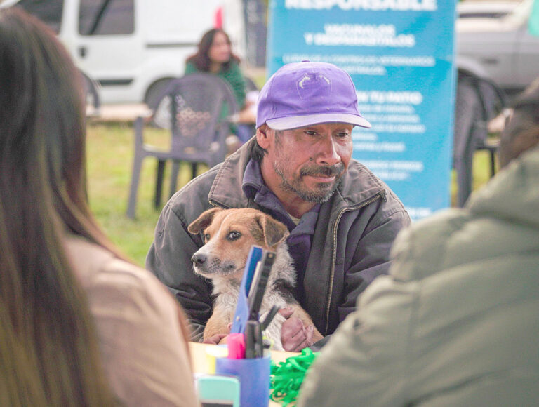 El castramóvil municipal tuvo su estreno con más de 300 atenciones en el Lote Rural N 33