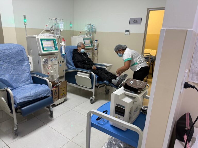 Activo funcionamiento de la Unidad Renal del Hospital Distrital Pedro E. Insfrán de la localidad de Laguna Blanca