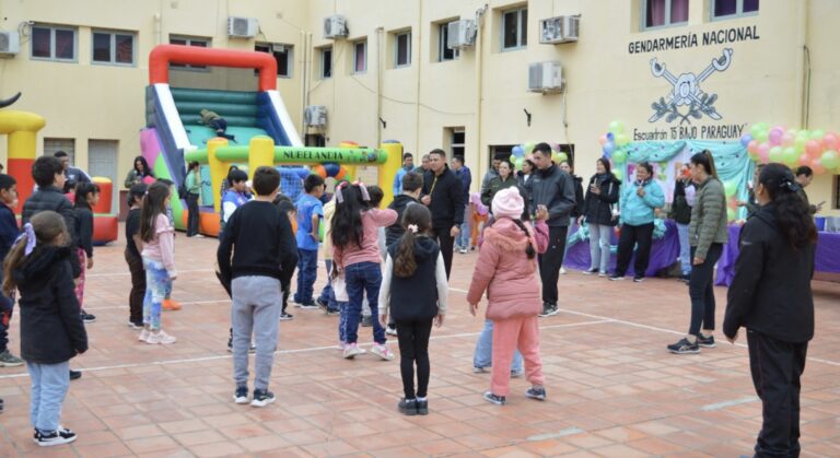 Jornada inolvidable en Formosa: el Escuadrón 15 Bajo Paraguay se vistió de gala para celebrar el Día del Niño