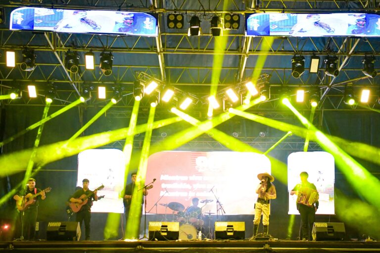 San Martín Dos celebró su 90 aniversario con un gran festival