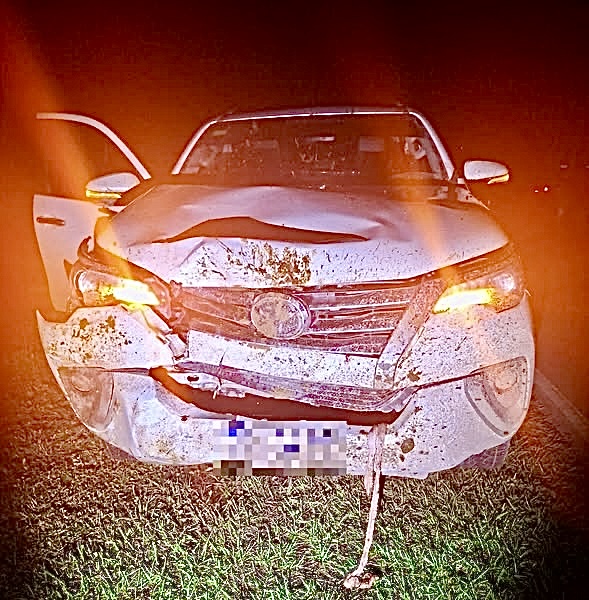 Un violento accidente en El Colorado deja dos motociclistas gravemente heridos