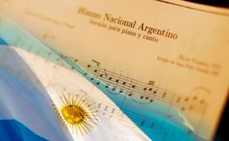 Originarios wichí tradujeron el Himno Nacional Argentino a su lengua y lo grabarán para difundirlo en las escuelas