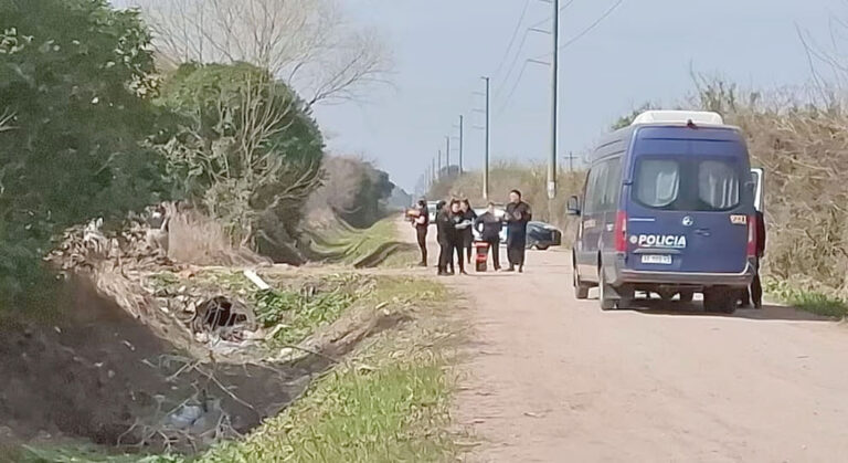 Maniatado y con la cara tapada: encontraron un cuerpo calcinado en una zona rural de Santa Fe