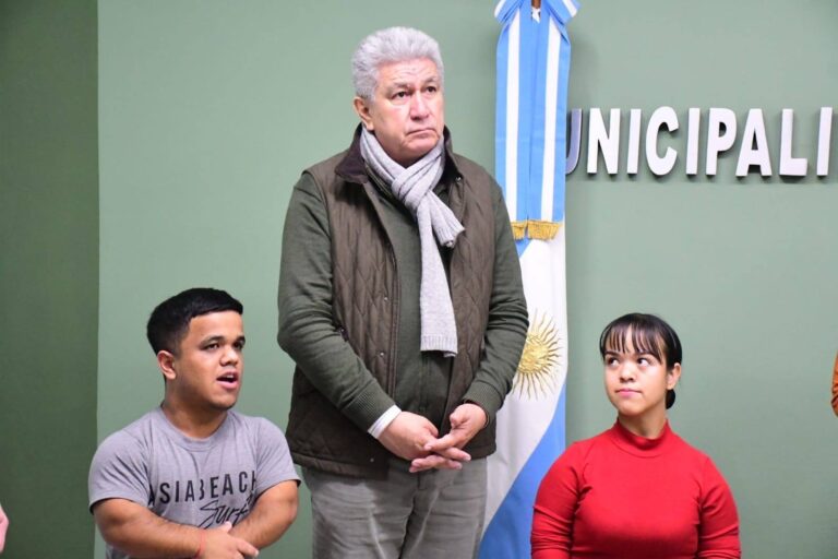 Dos Deportistas PARALIMPICOS Pidieron Ayuda al Intendente Brignole