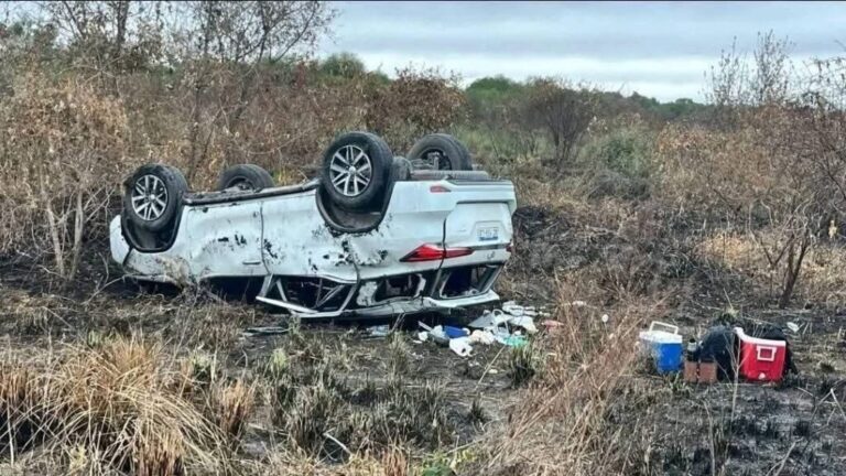 Violento vuelco de la camioneta de la senadora nacional por Formosa María Teresa González: no sufrió lesiones de gravedad