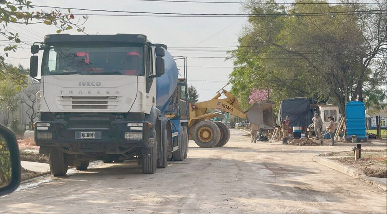 Vialidad Provincial avanza con la pavimentación de la calle Martín Rodríguez