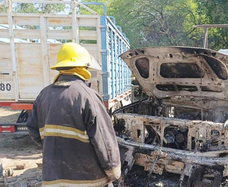 La Policía investiga el incendio intencional en un taller mecánico