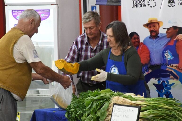 Cada vez más vecinos eligen cuidar su economía con las Ferias PAIPPAS