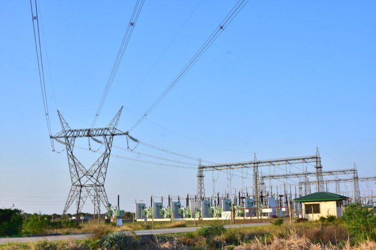 REFSA informó el motivo del corte total de energía eléctrica de este viernes