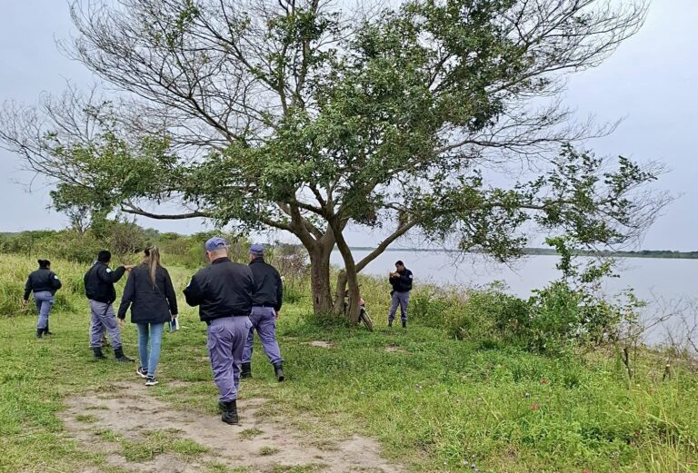 Buscan intensamente a un joven que desapareció en aguas del río Paraguay