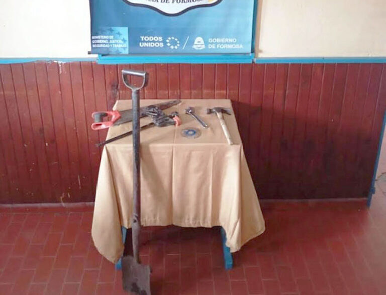 Atraparon a ladrón con elementos robados en el barrio Fontana