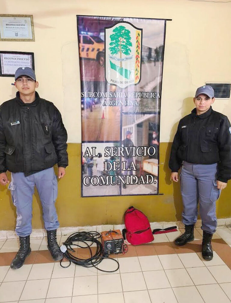 Detuvieron a dos sujetos y recuperaron objetos sustraídos de una vivienda