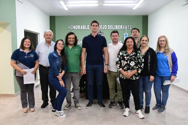 ESTUDIANTINA 2025: Subsidio que Incentiva la Iniciativa en la Producción de Carrozas