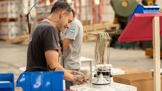El mercado laboral ante el freno de la actividad: sectores sensibles y tasas altas