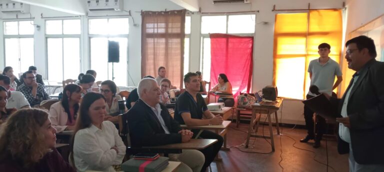 Docentes de la Facultad de Ciencias de la Salud se capacitan en IA