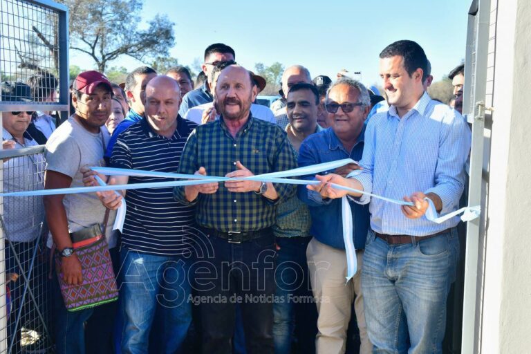 Insfrán habilitó la Ruta Provincial N 40 en El Chorro y un centro de salud en Teniente Fraga