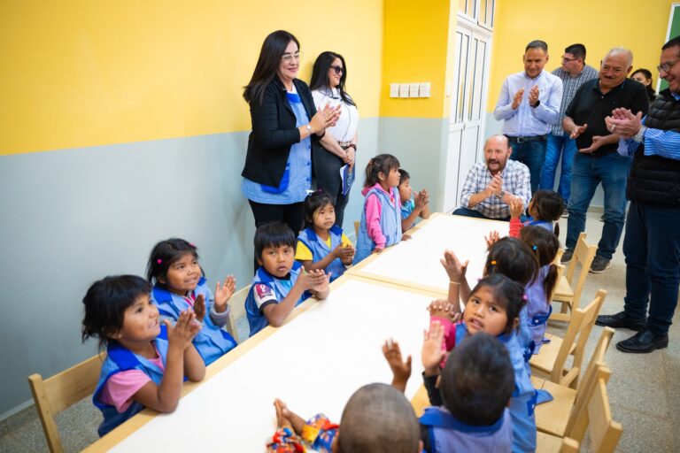 Con la inauguración de la obra 1552 Insfrán reafirma su compromiso con la educación en Formosa