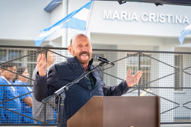 Insfrán: No somos golpistas; así como llegó con los votos, le vamos a pegar una patada en el traste y lo vamos a sacar del Gobierno