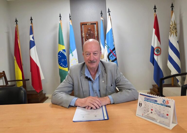 Salutación del rector Parmetler al conmemorarse el Día de la Autonomía Universitaria en la UNaF