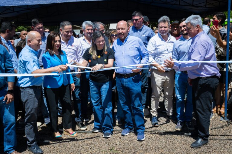 Vargas Yegros: Para el Modelo Formoseño, el agua potable forma parte de la atención primaria de la salud