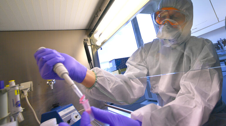 COVID-19: La provincia registra un leve descenso de casos positivos