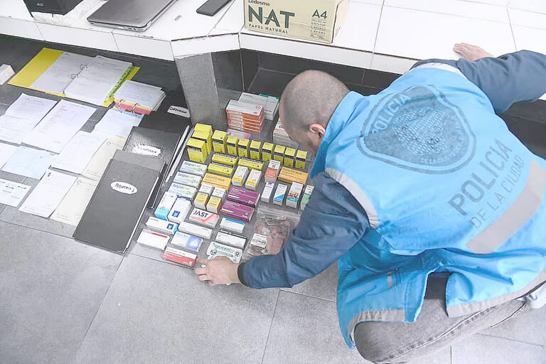 Clausuraron un consultorio odontológico que también atendía a delincuentes heridos de bala en el Barrio 31