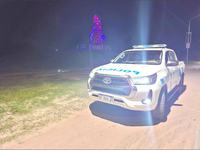 Apresaron a dos sujetos y recuperaron bienes en Las Lomitas y Riacho He Hé