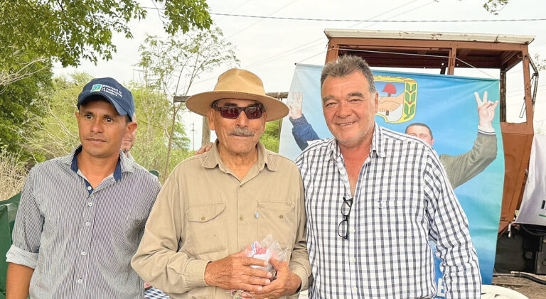 Lanzaron la siembra de primera de maíz y cucurbitáceas en Las Lomitas