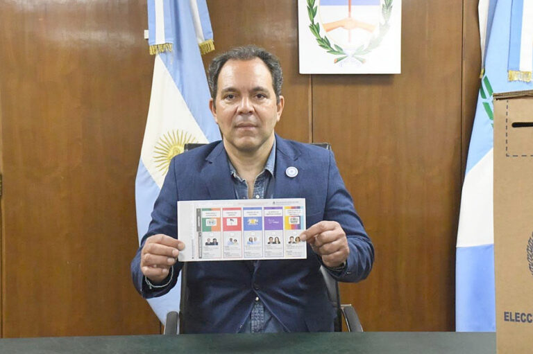 Morán explicó lo sucedido con la impresión de las boletas y aseveró que está solucionado