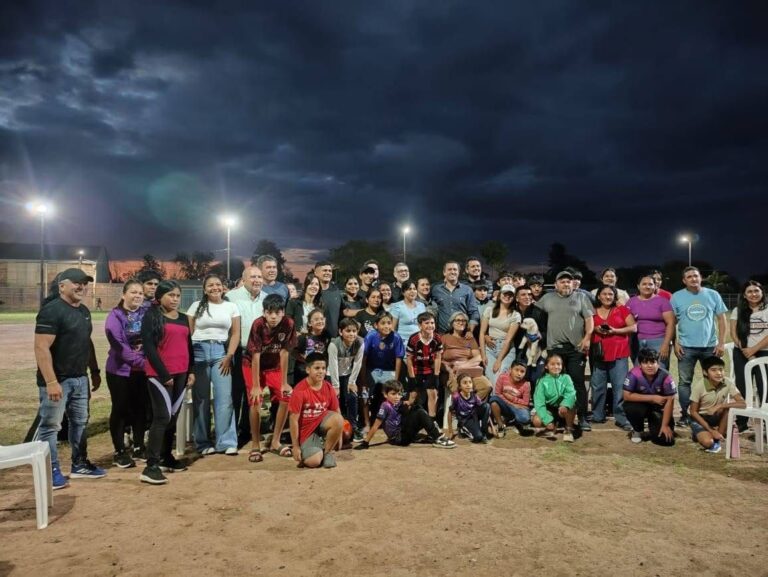 En Las Lomitas, el Vicegobernador valoró el importante rol social de los clubes barriales