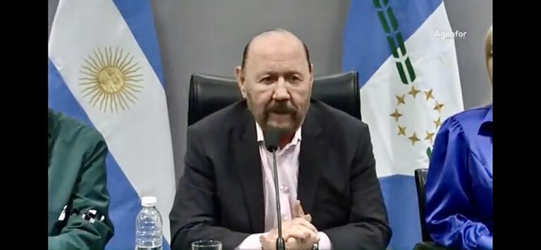 Insfrán Anuncia un 10% de Aumento Salarial para Empleados Públicos de Formosa: Acumulado del 55% en el Año