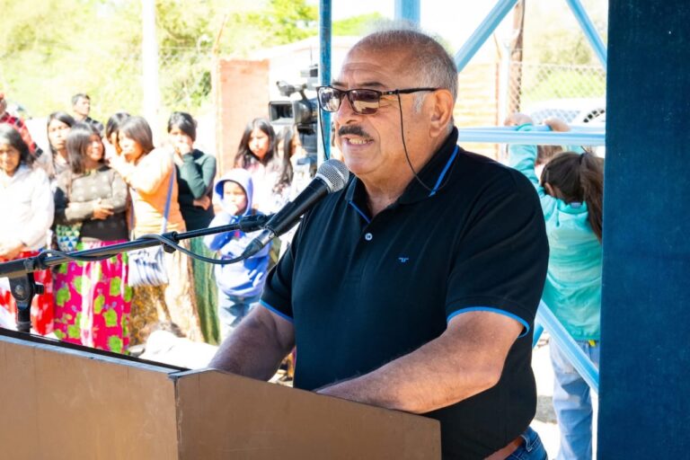 Adolfo Pérez: La previsibilidad y sensatez del GobernadorDrGildo Insfrán, posibilitó el incremento de salarios a estatales provinciales