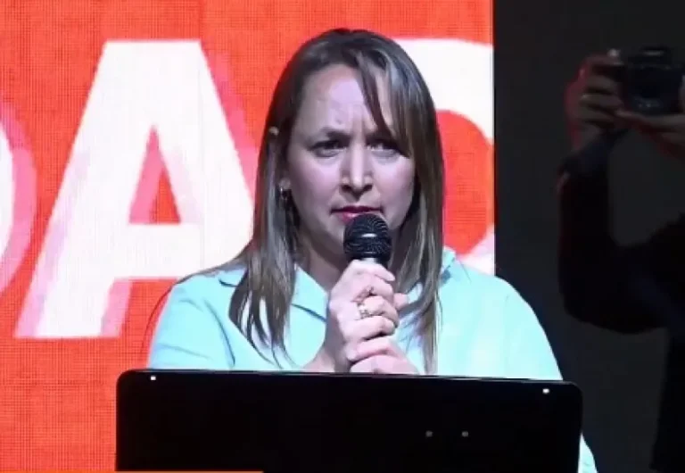 La Ley de Leyes en Formosa: Oposición Denuncia Trámite de Escribanía en el Presupuesto 2026