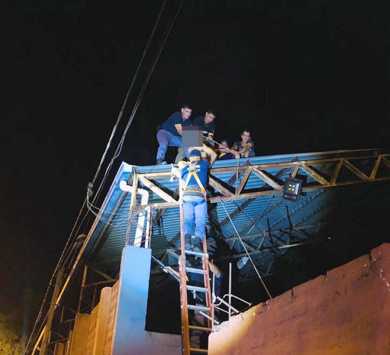 Rescataron a un joven que amenazaba con quitarse la vida en la ciudad de Clorinda