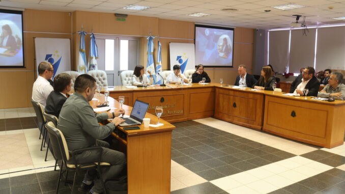 Técnicos y profesionales de las áreas tecnológicas del NEA deliberan en Formosa