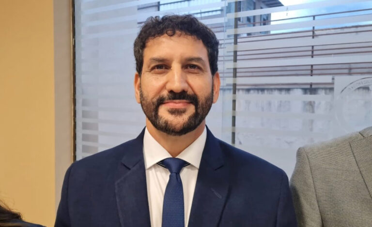 Grave Denuncia De Violencia Laboral Sacude Al Fuero Del Narcocrimen: Juez José Luis Molina Bajo Investigación Sumaria