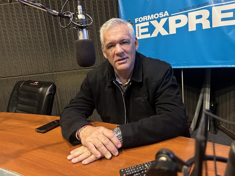 Fernando Carbajal: Milei parece la mascota política de Trump