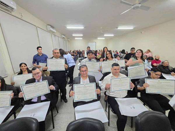 La FAEN entregó diplomas a egresados de laTecnicatura en Análisis y Diseño de Software
