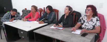 EL MUNICIPIO DISPUSOCLASES DE INGLES A VECINOS DE TODAS LAS EDADES DE FORMA GRATUITA