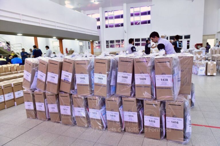 Informaron sobre el despliegue de urnas para las elecciones nacionales del 26 de octubre