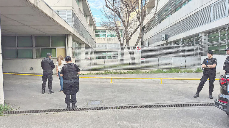 Se entregó un adolescente de 16 años señalado como autor de la balacera al hospital de Rosario