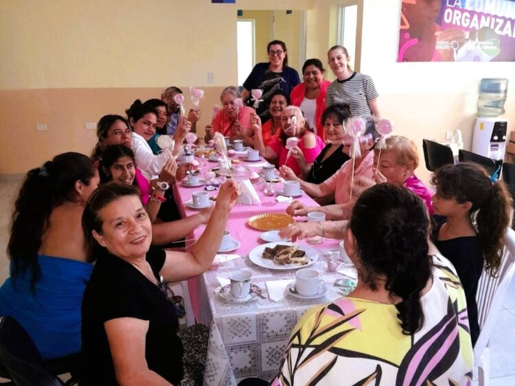 Los Espacios ECO homenajearon a las madres con jornadas comunitarias en distintos barrios de la Capital y localidades